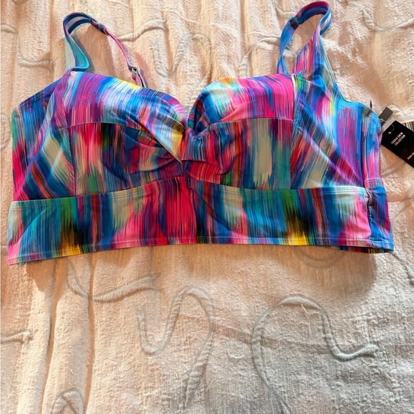 Colorful Striped Underwire Bikini Top - Picture 2 of 6